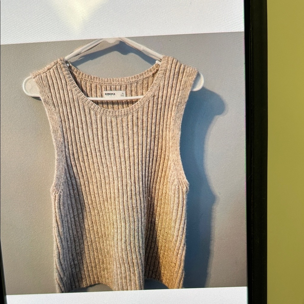 H&M Beige Ribbed Sleeveless Sweater